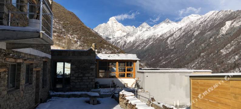 四姑娘山空山民宿图片