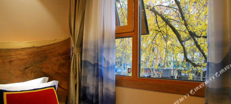 成都蓝城悦杏温泉美食酒店(宽窄巷子奎星楼店)图片