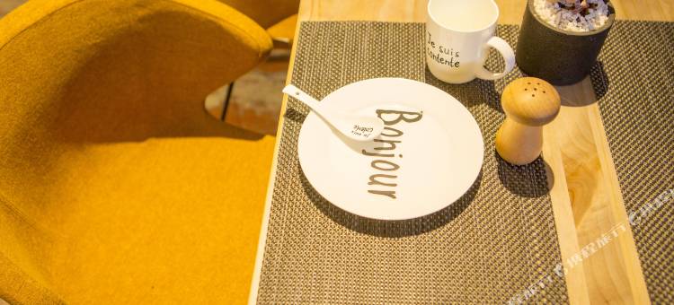 途客酒店(平阴卓亚香格里店)图片