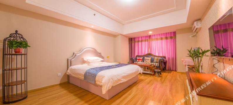 海宸公寓酒店(济南高新万达会展中心店)图片