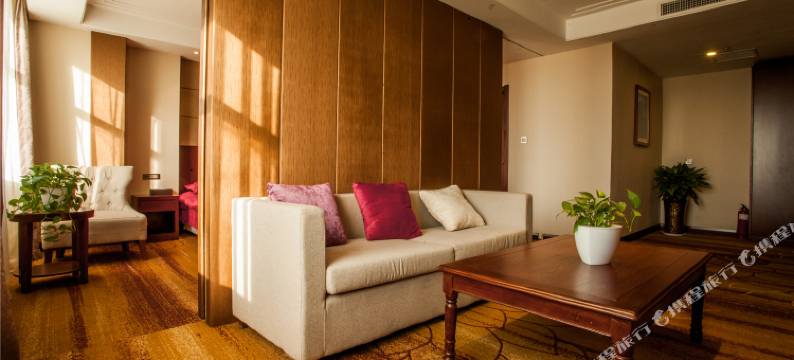 济源锦海酒店(济源职业技术学院沁园路店)图片