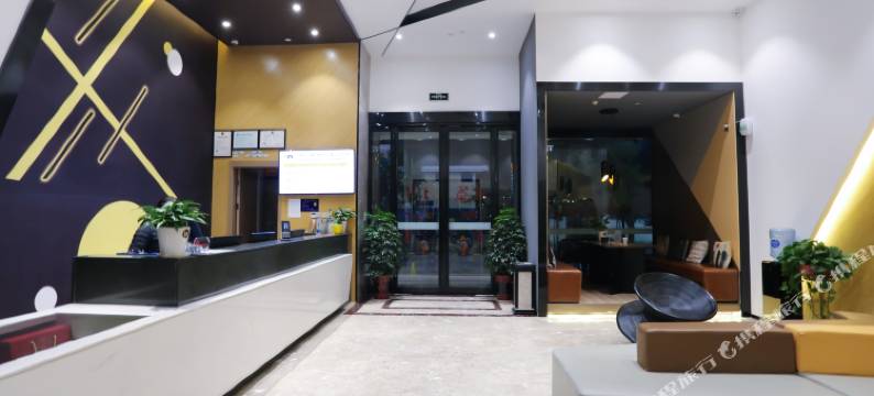 in酒店(襄阳市中级人民法院檀溪路店)图片