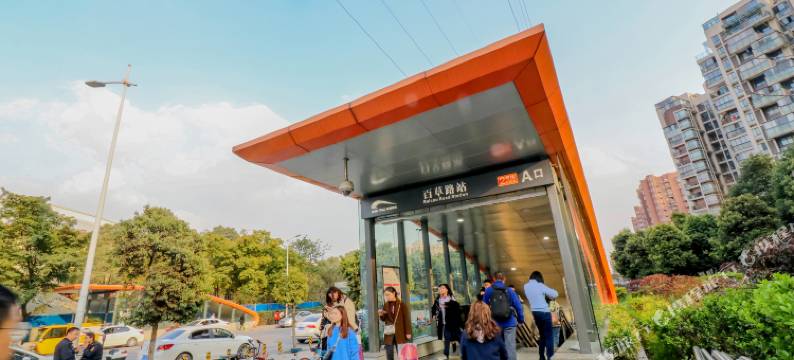 成都骄子酒店(百草路地铁站店)图片