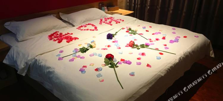 途窝假日酒店(鲁山温泉店)图片