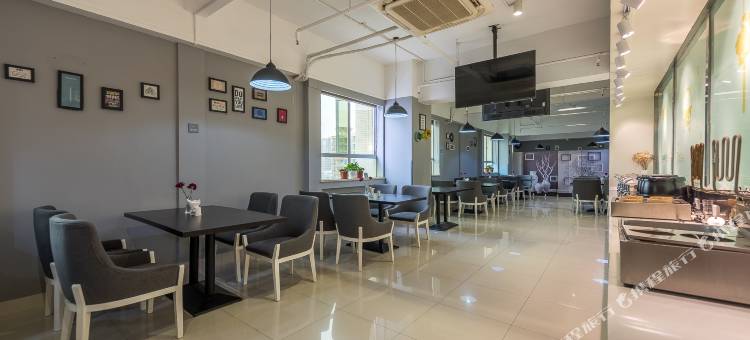 栎宜酒店(深圳国际会展中心塘尾地铁站店)图片