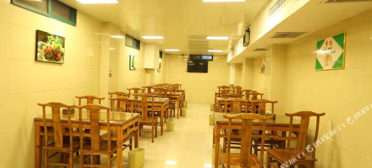 启元铂爵精选酒店(禹州新体育场店)图片