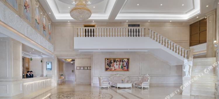 维也纳国际酒店(容县容州大桥火车站店)图片