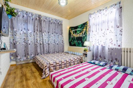 青岛依山阁主公寓(3号店)