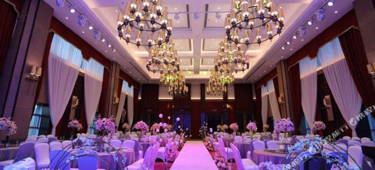 哈尔滨群力新区智选假日酒店(丁香公园地铁站店)图片