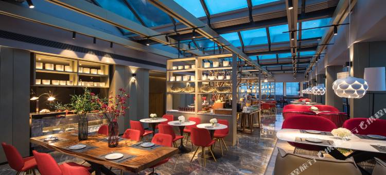 扬州东高铁站美居酒店(京杭大运河店)图片