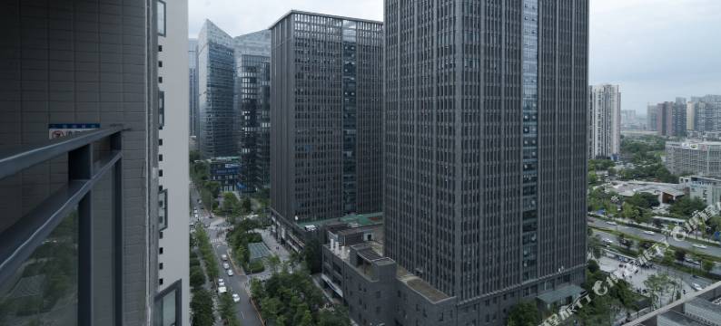 叁合四季酒店公寓(成都天府三街香年广场店)图片