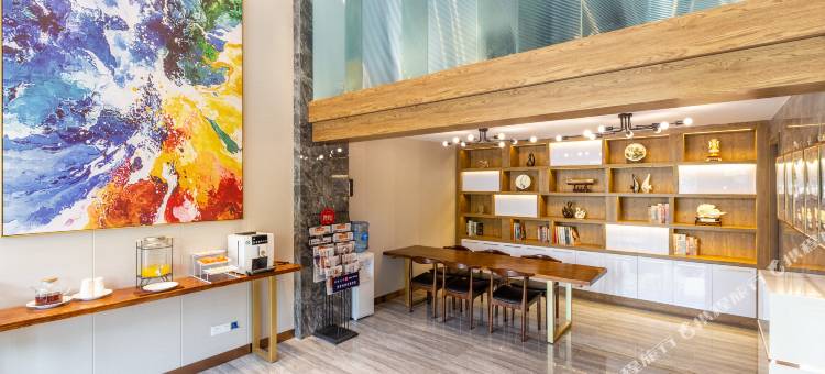 星程酒店(南京清凉山地铁站店)图片