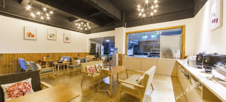 宿之屋酒店(昆明高新区城市学院店)图片