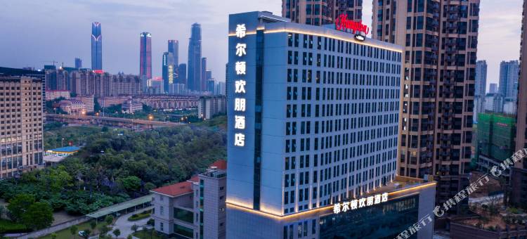 南宁东站希尔顿欢朋酒店图片