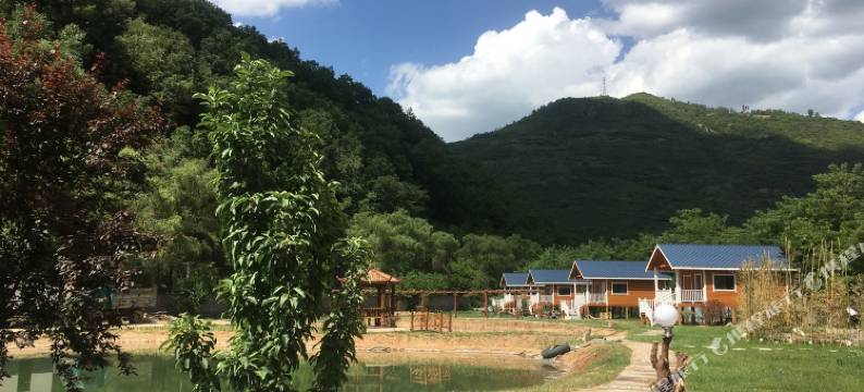 两当嘉源山庄图片