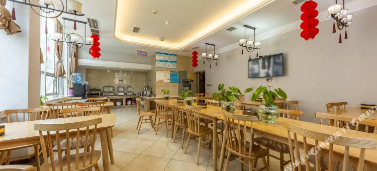 广元怡家名人酒店(广元高铁站店)图片