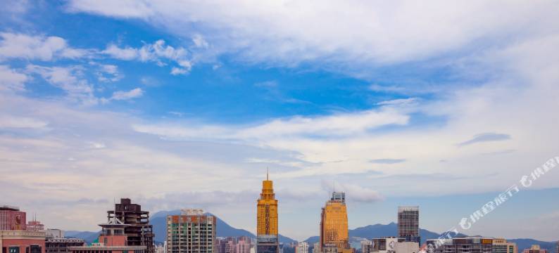 柏卡顿精品酒店(深圳东门步行街晒布地铁站店)图片