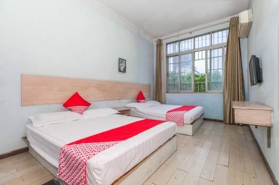 将军客栈(武汉常青城地铁站店)