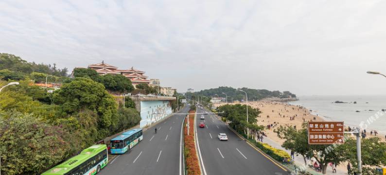 厦门时光慢走(黄厝沙滩塔头店)图片