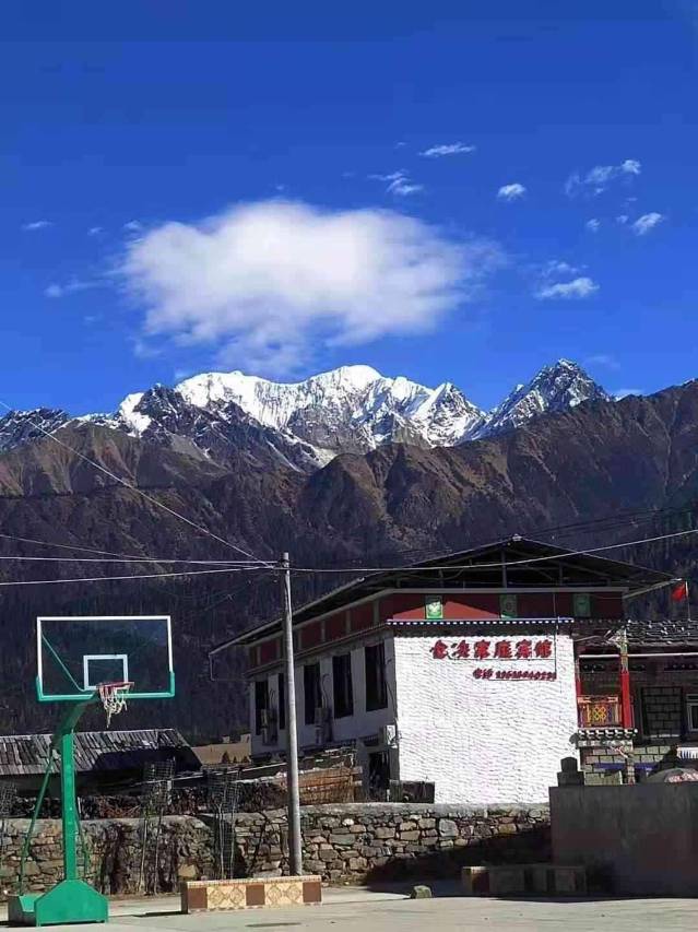 林芝仓决精品民宿(扎西岗民俗村店)图片