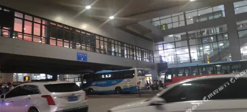 新郑龙港假日酒店图片