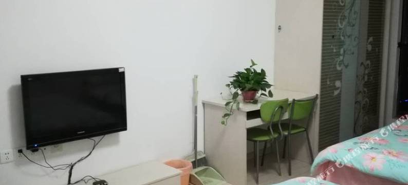 长沙中信湘雅湘雅附一附近豪华公寓(芙蓉中路分店)图片