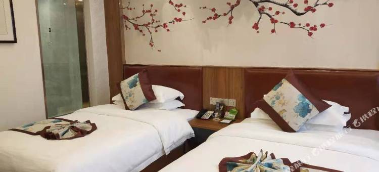 积石山鸿瑞大酒店图片