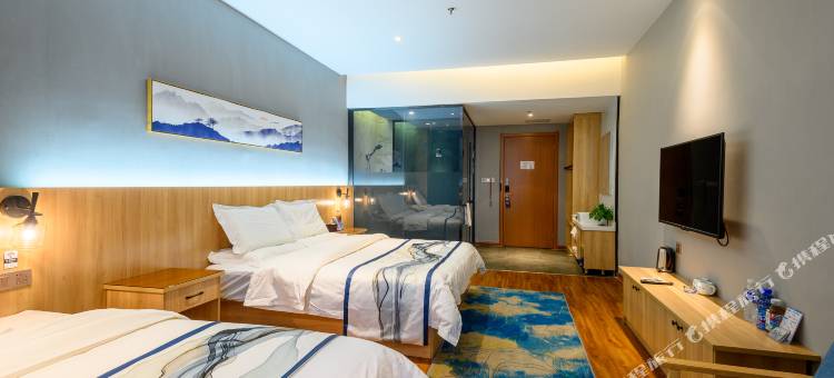 净漫轻奢酒店(新乡平原路胖东来百货店)图片