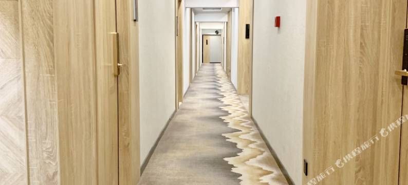 遇站精选酒店(上海九亭店)图片