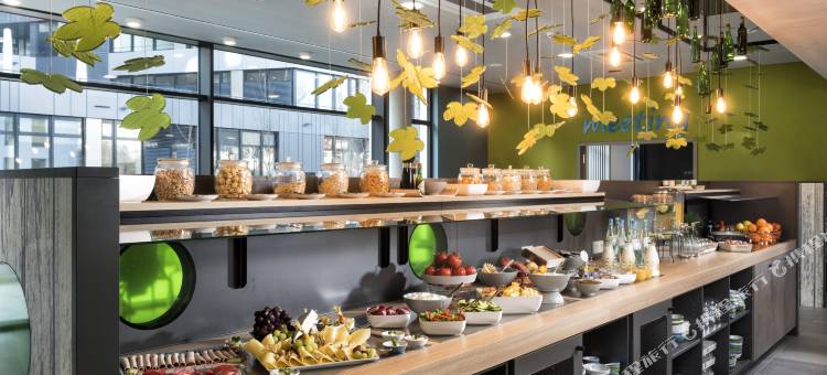 斯图加特 Vaihingen 宜必思尚品酒店(Ibis Styles Stuttgart Vaihingen)图片