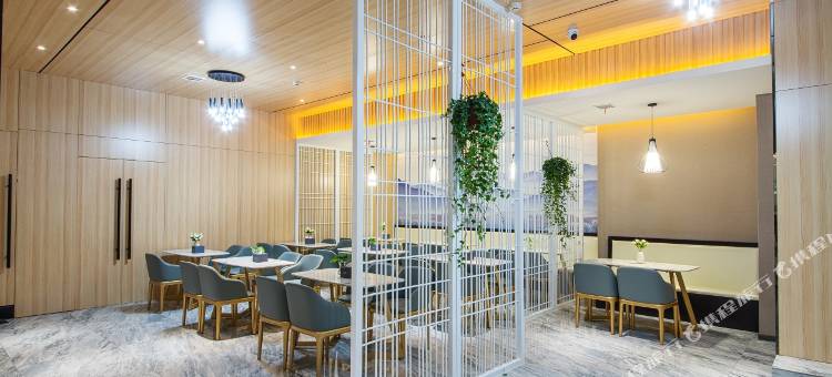 H酒店(西安航天总医院凤栖原地铁站店)图片