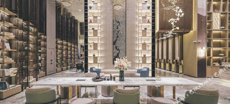 宿适奢华酒店(上海日月光打浦桥地铁站店)图片