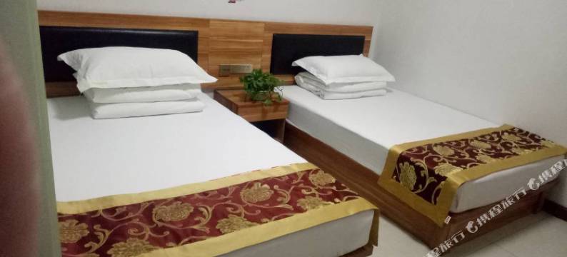 君悦酒店(银川新华联火车站店)图片