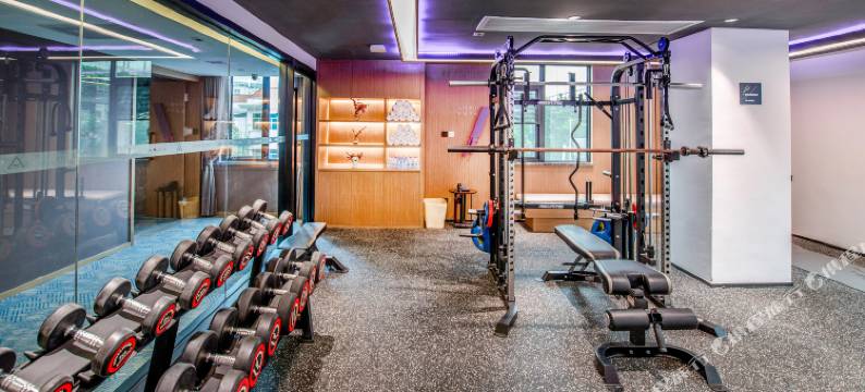 广州白云站三元里大道亚朵酒店图片