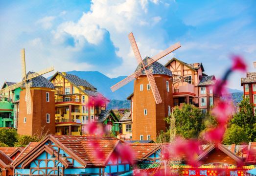 lusencloudhouse Over view