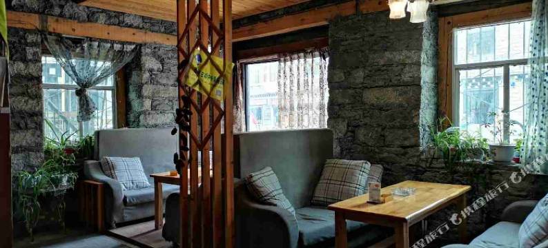 稻城甘珠客坊民俗客栈图片