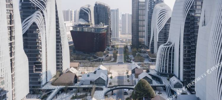 索泊阁·影院公寓(南京南站证大喜玛拉雅店)图片