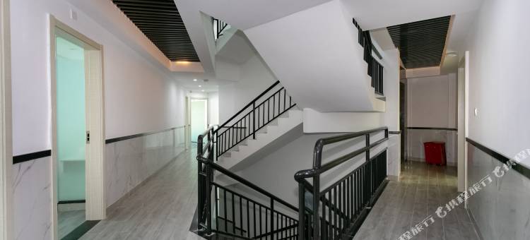 窝趣公寓(中山坦洲店)图片