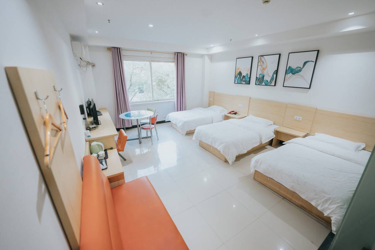 南昌银海快捷酒店(紫荆夜市步行街店)