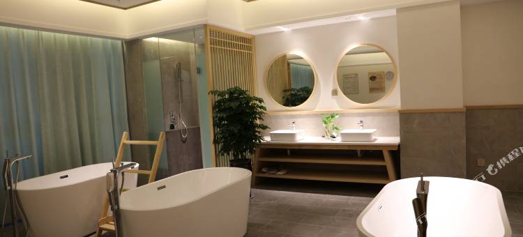 楚雄朵木•彝浴度假酒店(彝海公园店)图片