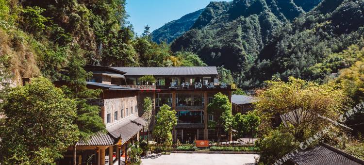 峨边温泉山庄图片