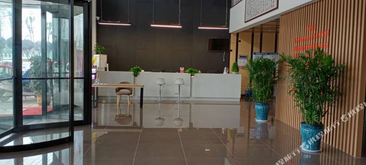 尚客优精选酒店(孟津洛吉快速路店)图片