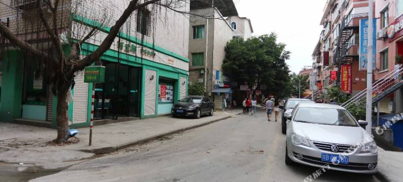 绵阳泊岸宾馆图片