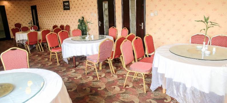 自贡雄飞锦绣花园酒店图片