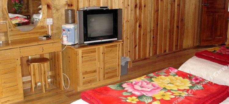 香格里拉虎跳峡山白脸客栈图片