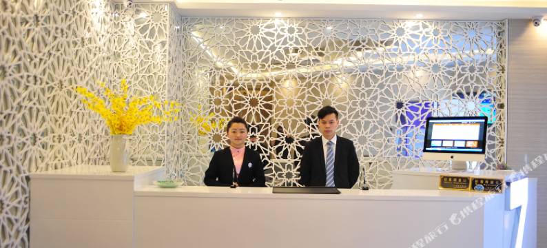 宿适精选酒店(曹杨路地铁站店)图片