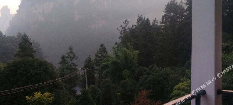 张家界山行客栈(张家界国家森林公园南门店)图片