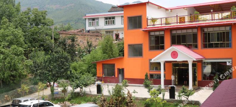 汉源秋收农场民宿图片