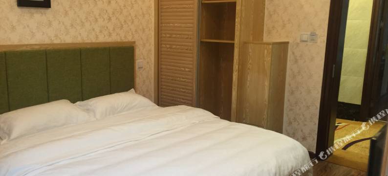 荥经鑫泰商务酒店图片