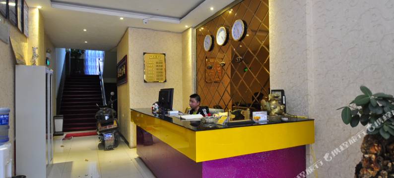 陆良哈喽酒店图片